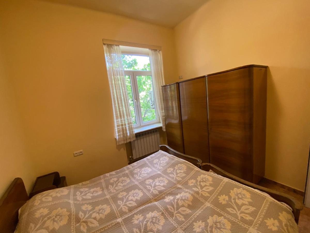 Agora Arcs Apartment Yerevan Exterior foto
