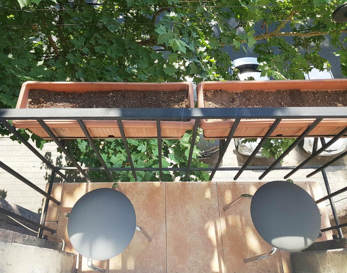 Agora Arcs Apartment Yerevan Exterior foto